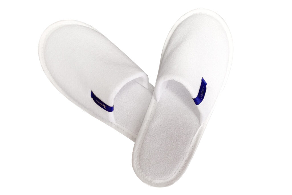 Тапочки с лентой